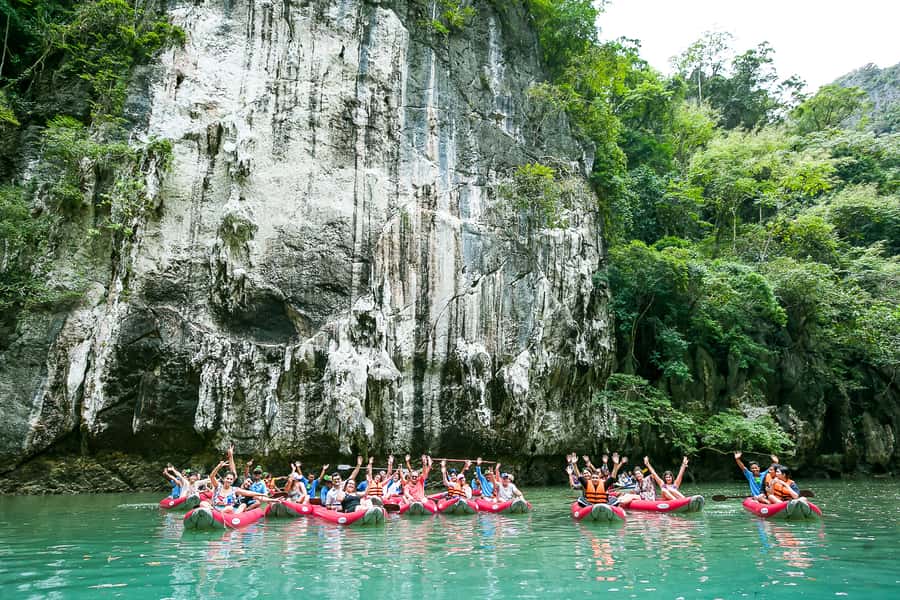 Phang Nga Bay Highlights: Kayaking and Cave Exploration Tour - How Crowded Is the Experience?
