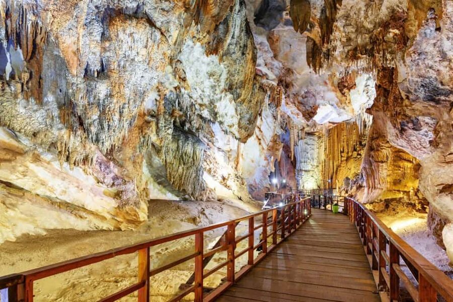 Phong Nha National Park: Paradise Cave Half-Day Tour - The essential points