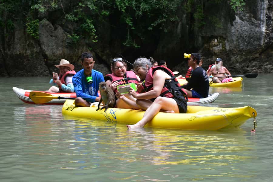 Phuket: Starlight Hong Sea Cave & Glowing Plankton by Kayak - Lunch, raptors, and a useful introduction to the bay