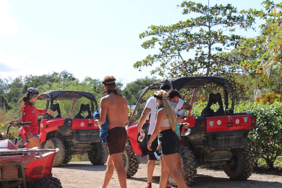 Playa del Carmen: Riviera Maya Buggy Tour with Cenote Swim - The guides make a real difference