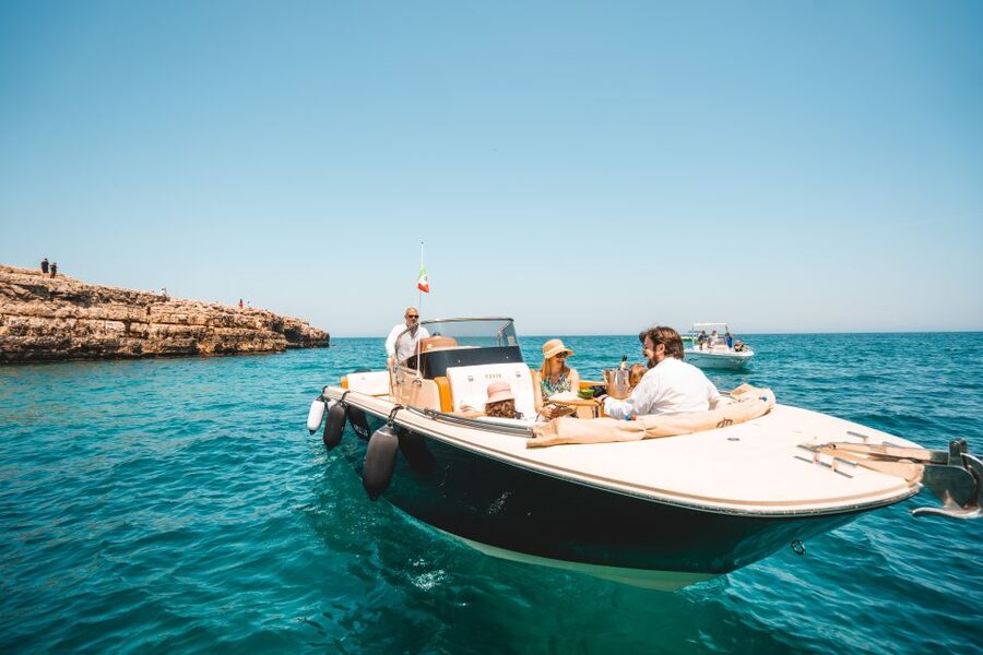 Polignano a Mare: Boat Cruise to Scenic Caves with Prosecco - What the skipper adds to the experience