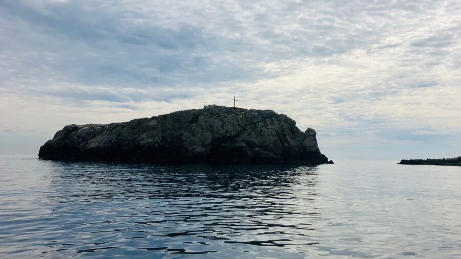 Polignano a Mare: Boat Trip, Swim & Cave with Aperitif - Timing, comfort, and practical preparation