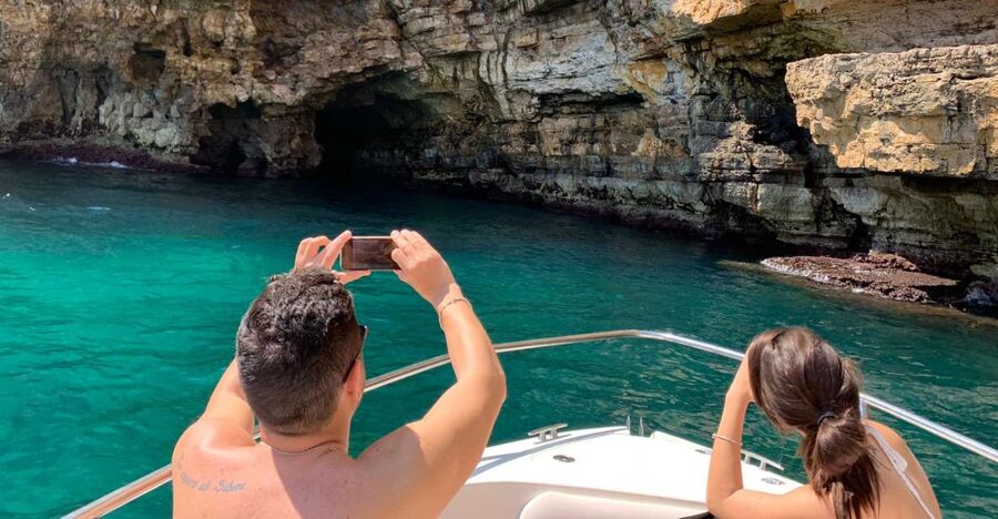 Polignano a Mare: Cave Boat Tour with Aperitif - Why the coast looks best from a boat