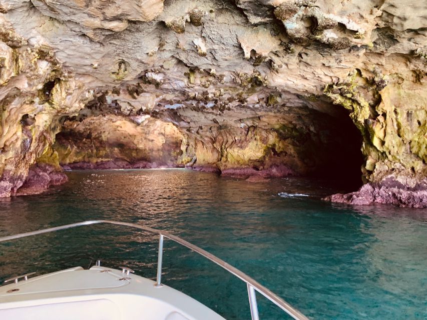 Polignano a Mare: Cave Boat Tour with Aperitif - Grotta dell’Arcivescovado and the smaller coves
