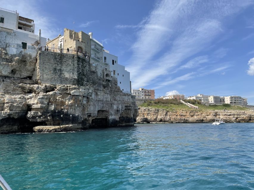 Polignano a Mare: Speedboat Cruise to Caves with Aperitif - Why Polignano is best seen from the Adriatic