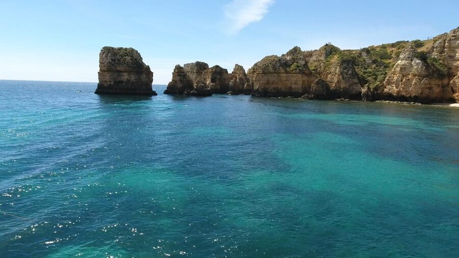 Ponta da Piedade:Express grotto tours - Praia do Barranco do Martinho and the ride back