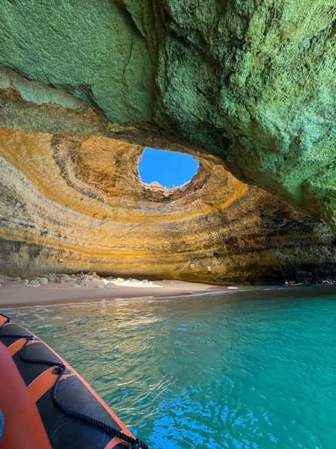 Portimão: Benagil Caves and Coastline Boat Tour - Ferragudo and Fort São João do Arade