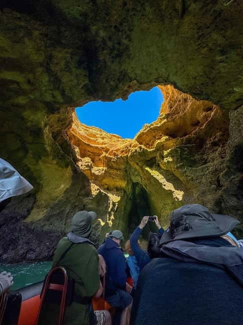 Portimão: Benagil Caves and Coastline Boat Tour - Boat comfort, guides, and sea conditions