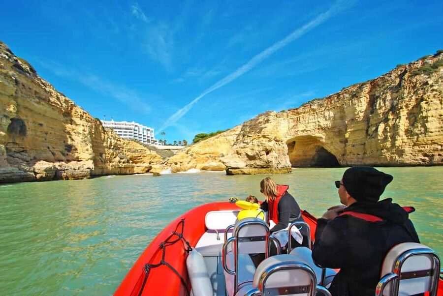 Portimão: Benagil Full Caves Tour with Meal at Allgarbe - What to bring and what to leave behind