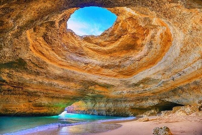 Portimão Private Boat Tour Caves Circuit and Coast Sightseeing - Key reasons to choose this boat tour