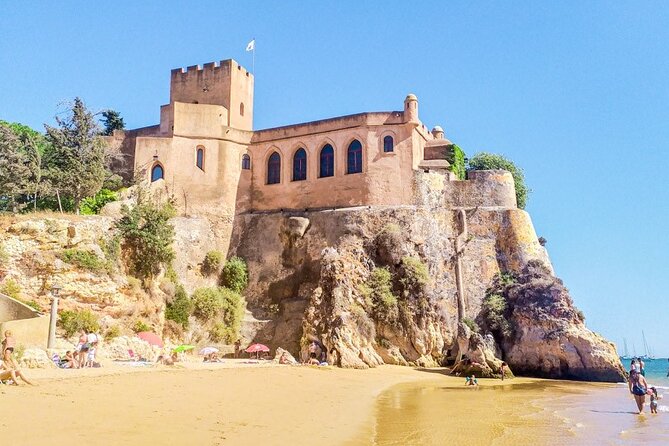 Portimão Private Boat Tour Caves Circuit and Coast Sightseeing - Who will enjoy this 90-minute outing