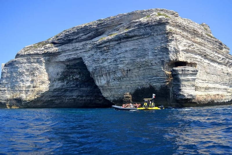 Porto-Vecchio : Boat Trip to Lavezzi, Caves & Bonifacio - Piantarella Bay: shallow water, coffee and canistrelli