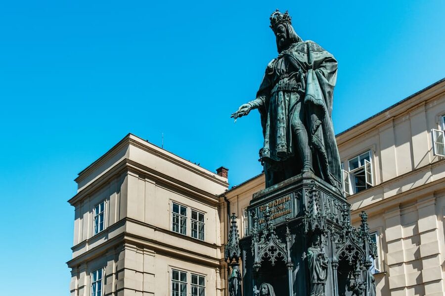 Prague: Old Town, Astronomical Clock and Underground Tour - Climbing the Old Town Hall tower