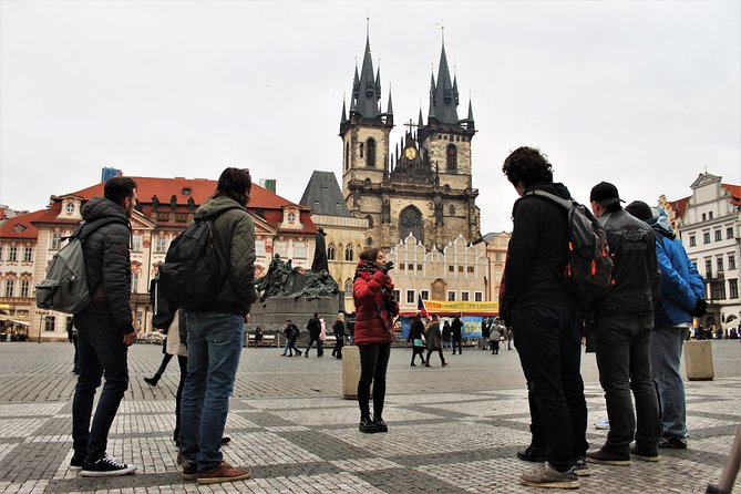 Prague Old Town, Medieval Underground and Dungeon Historical Tour - Is $32.65 a fair price for 90 minutes?