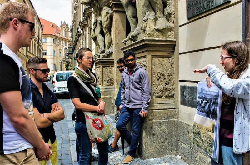 Prague: Oldtown, Medieval Underground & Dungeon History Tour - How much value do you get for $31?