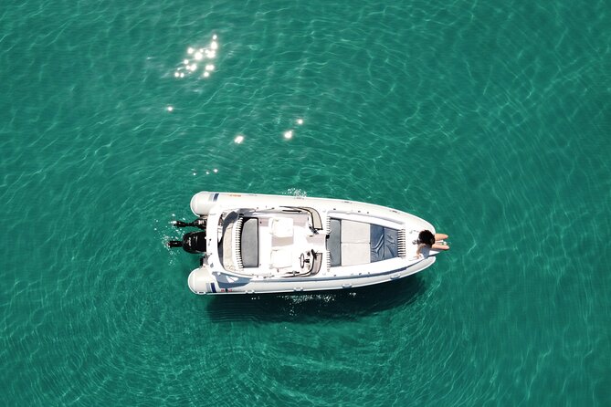 Private 7m 250hp speed boat tour Shipwreck Blue caves up to 8pax - What the skipper’s style adds