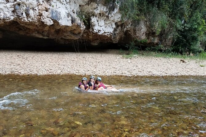 PRIVATE Belize Cave tubing & Altun Ha Mayan Temples with lunch - The ride from Belize City