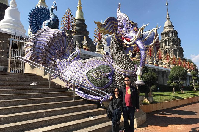Private tour Chiang Dao cave ,Temples,Sticky waterfall - Ending at Chiang Mai’s Grand Blue temple
