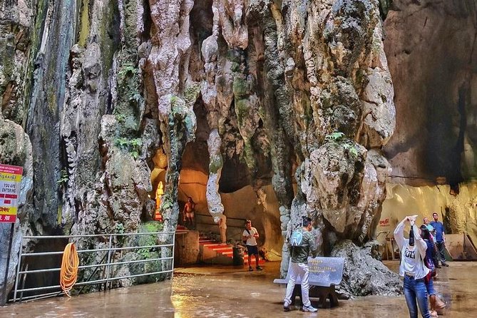 Private Tour Kuala Lumpur with Petronas Twin Towers Observation Deck & Batu Cave - What makes this Kuala Lumpur tour worth considering