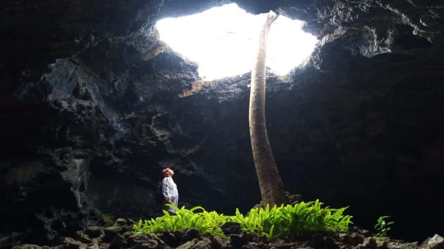 Private Tour: The Underground World of Rapa Nui Caves - Ana Kakenga, the first step below ground