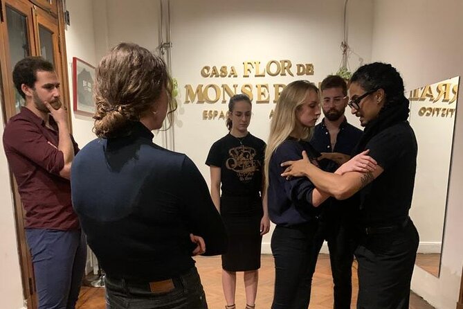 Private Underground Tango Immersion - Traveling to the local milonga