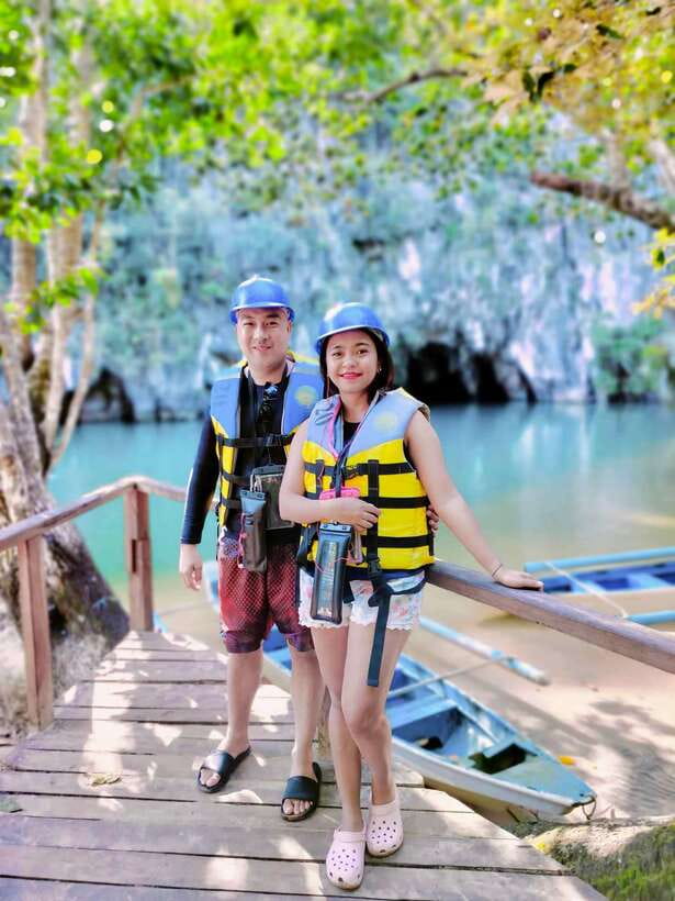 Puerto Princesa- Underground River Tour From City proper - The short walk and the paddle into the cave