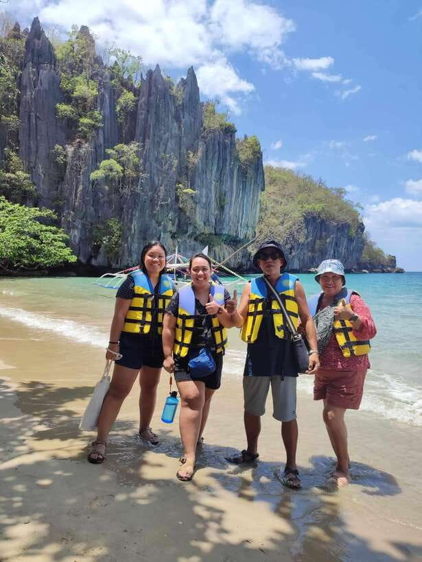 Puerto Princesa: Underground River Tour - A short pause at Sabang beach