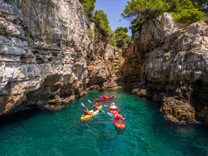 Pula: Kayak Adventure with Cave & Island Snorkeling - Fraškerić island brings the swim break