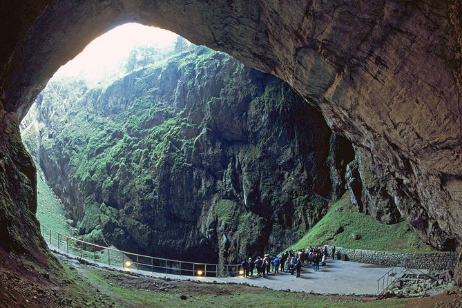 PUNKVA CAVES, ABYSS and PERNSTEJN CASTLE =only from Apr to Sep - Is $204.81 per person good value?
