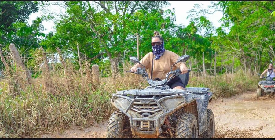Punta Cana : Done Buggy Excursions AtV /cenote on the Beach - The Indigenous Springs cenote