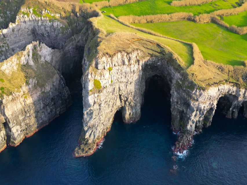 Rabo de Peixe: Cave Boat Tour on The North Coast - What the guide adds to the ride