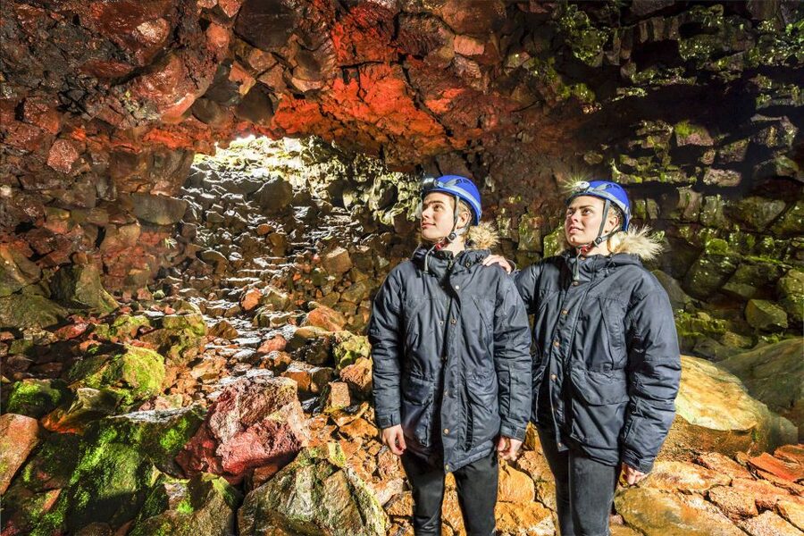 Raufarhólshellir Lava Tunnel: Underground Expedition - Learning from the guides, not just looking at rocks