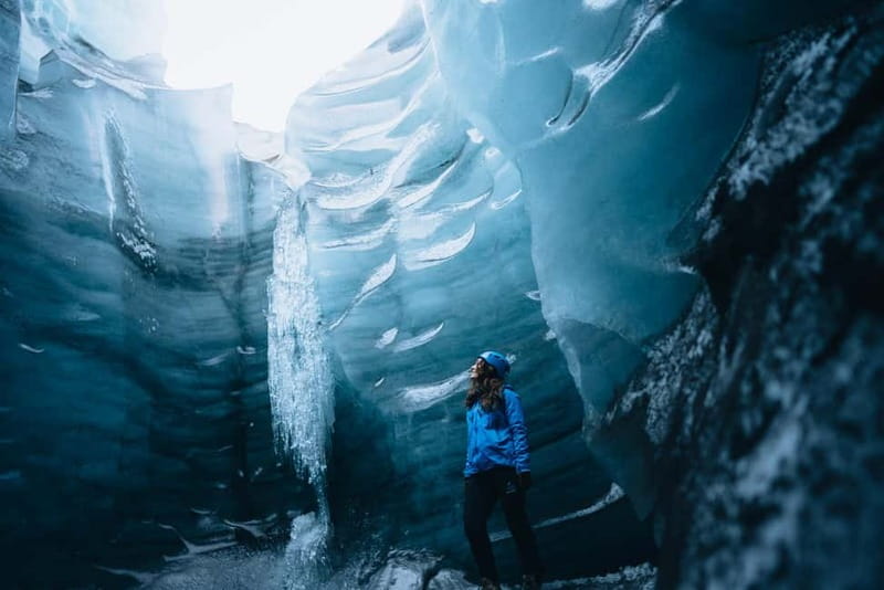 Reykjavik: Katla Ice Cave & South Coast Tour - Seljalandsfoss closes the sightseeing loop