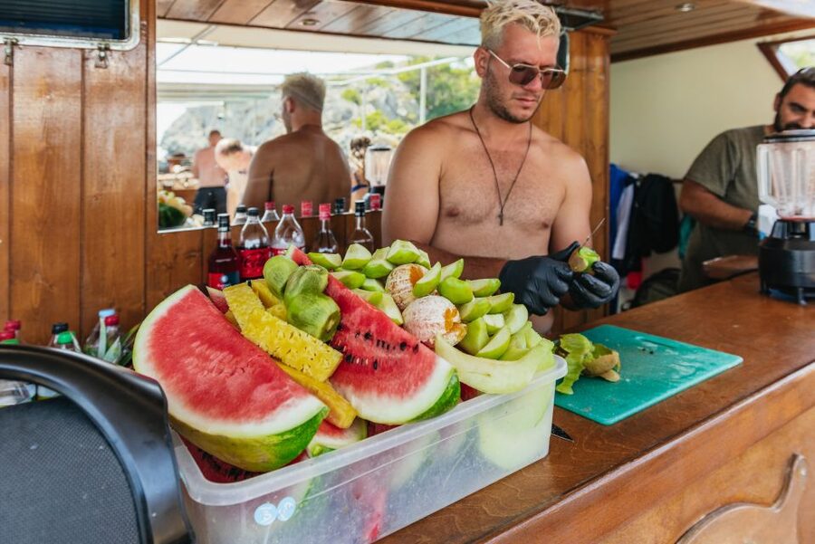 Rhodes: Anthony Quinn, Ladiko and Caves All-Inclusive Cruise - What you get at the bar and snack table