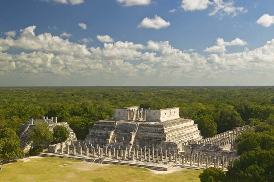 Riviera Maya: Chichen Itza, Valladolid & Cenote Swim Tour - Cenote Chichikan: a welcome change of pace