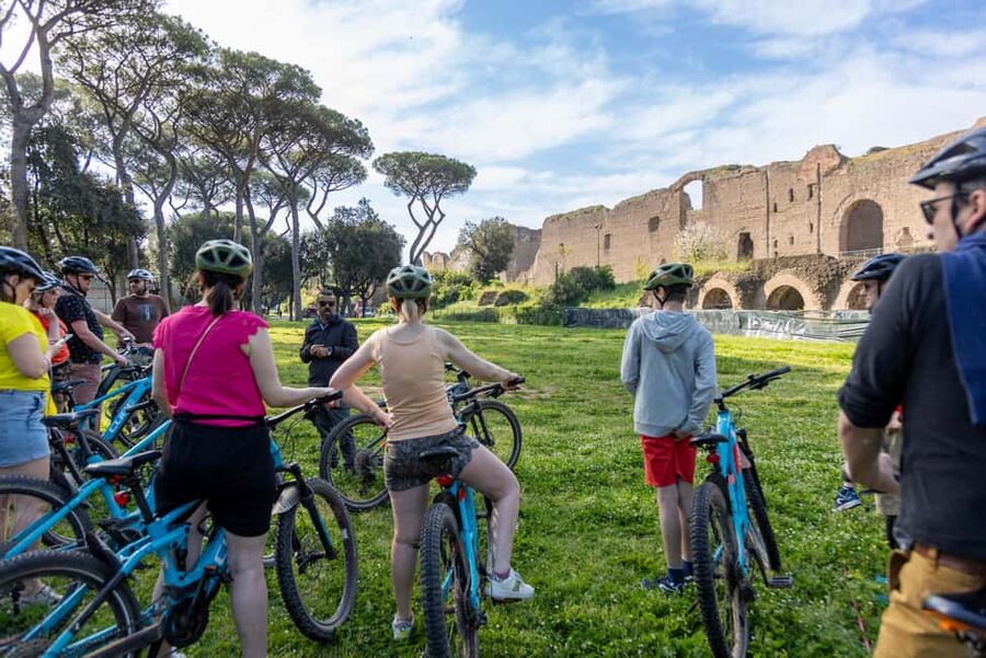 Rome: Appian Way & Aqueducts E-Bike Tour (Catacombs & Food) - Group size, guide quality, and personal attention