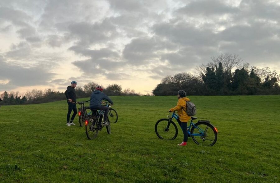 Rome: Appian Way & Catacomb Sunset E-bike Tour with Aperitif - Caffarella Park and the ride back