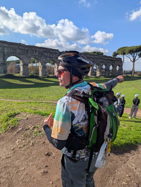 Rome: Appian Way, Catacombs & Aqueducts by eBike + Transfer - What the e-bike changes