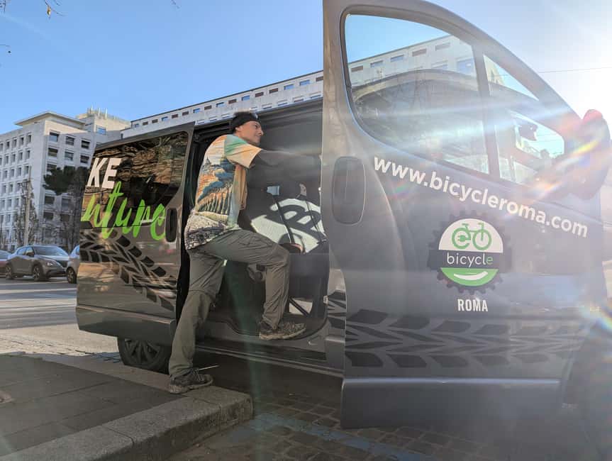 Rome: Appian Way, Catacombs & Aqueducts by eBike + Transfer - Going underground in the Roman catacombs