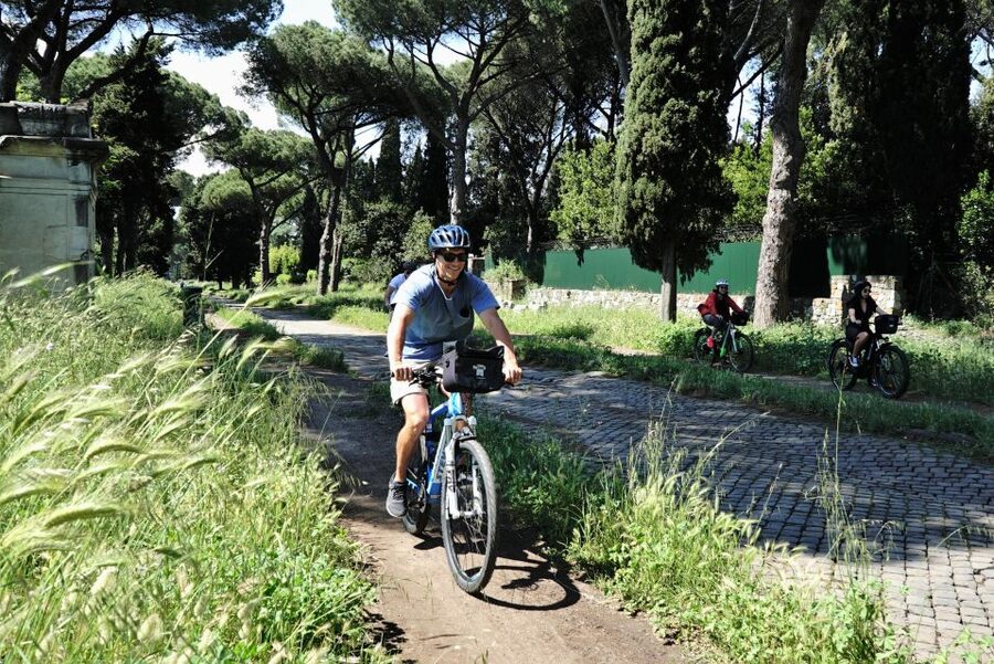 Rome: Appian Way, Catacombs & Roman Aqueducts Top EBike Tour - How hard is the 27-kilometer ride?