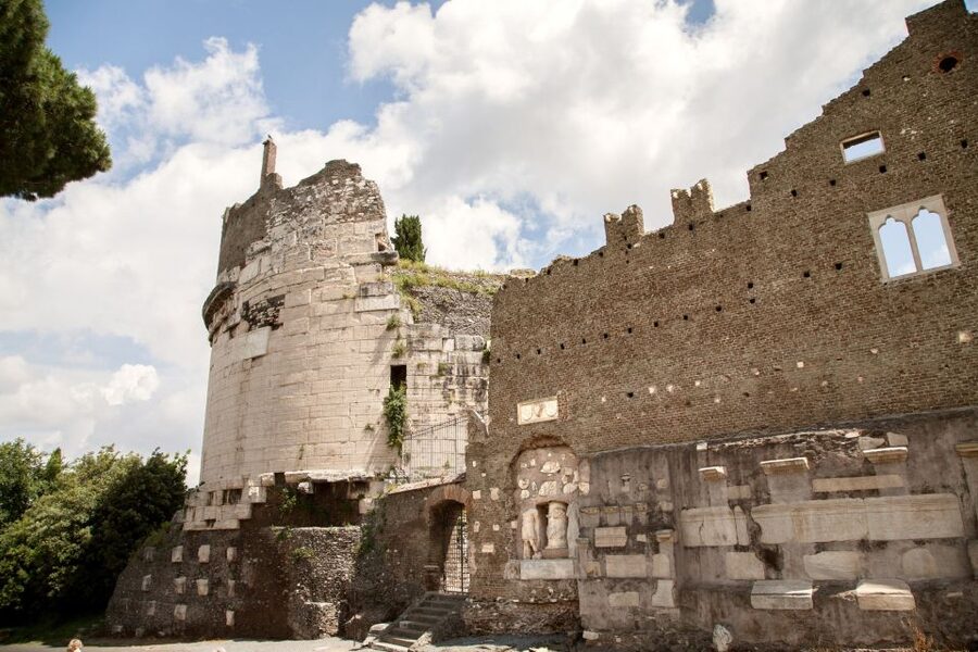 Rome: Catacomb of St. Callixtus and Appian Way Guided Tour - Who should book this tour?