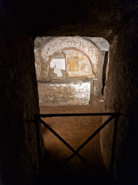 Rome: Catacombs Express ENGLISH Guided Tour - SKIP THE LINE - The Basilica of Nereus and Achilleus