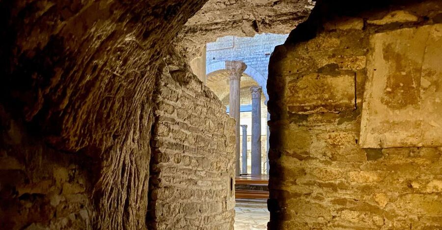 Rome: Catacombs & St Clement's Underground Semi-Private Tour - Why these two underground sites work well together