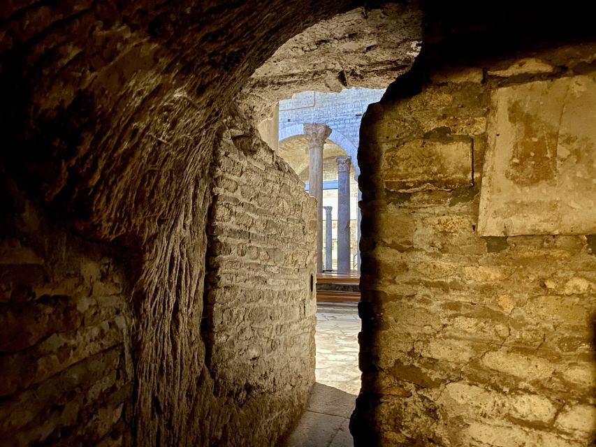 Rome: Catacombs & St Clement's Underground Semi-Private Tour - Going 14 meters below St. Clement’s