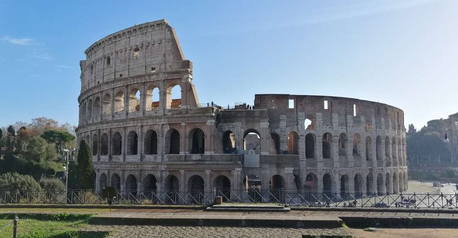 Rome: Colosseum, Underground & Roman Forum Private Tour - Why the Colosseum underground changes the visit