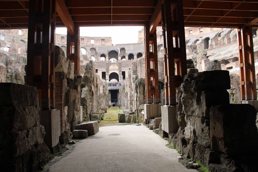 Rome: Exclusive Colosseum Underground and Roman Forum Tour - Meeting your guide at Caffè Roma