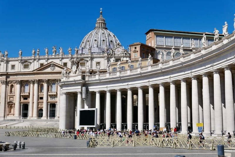 Rome: Guided Tour of St. Peter's Basilica, Grottoes & Square - Key points to know before booking