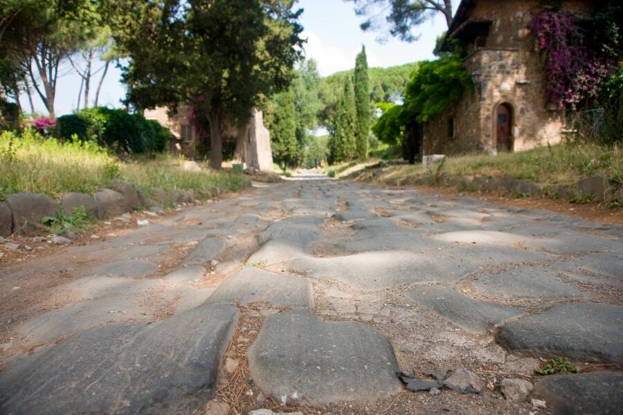 Rome: Guided Underground Tour - Inside the Roman catacombs
