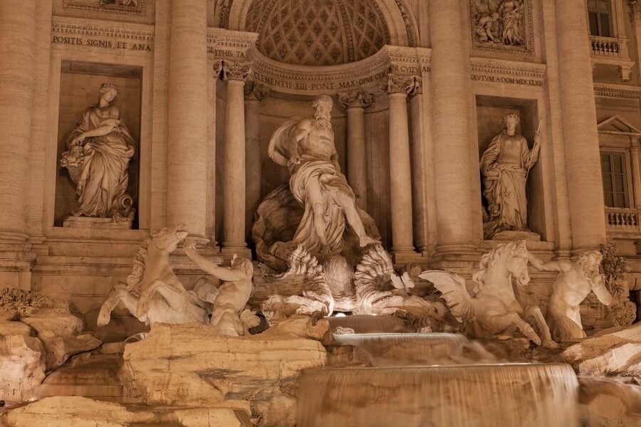 Rome: Immersive Underground and Piazzas Tour - The Pantheon with a guide beside you