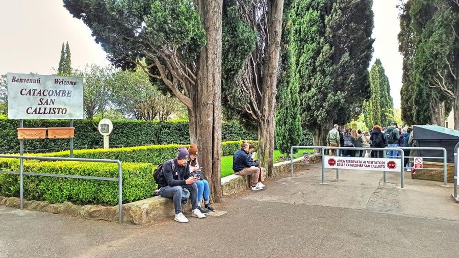 Rome: Official Catacombs Guided Tour with Golf Cart Shuttle - The ride back and the practical rhythm